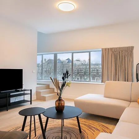 아파트 2 Bedroom In Center W Free Parking