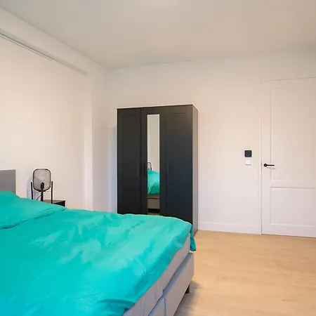2 Bedroom In Center W Free Parking * 로테르담