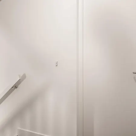 아파트 2 Bedroom In Center W Free Parking 로테르담